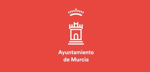 Murcia celebra el Día del Libro con un ´Oasis Literario´ en la Plaza del Romea