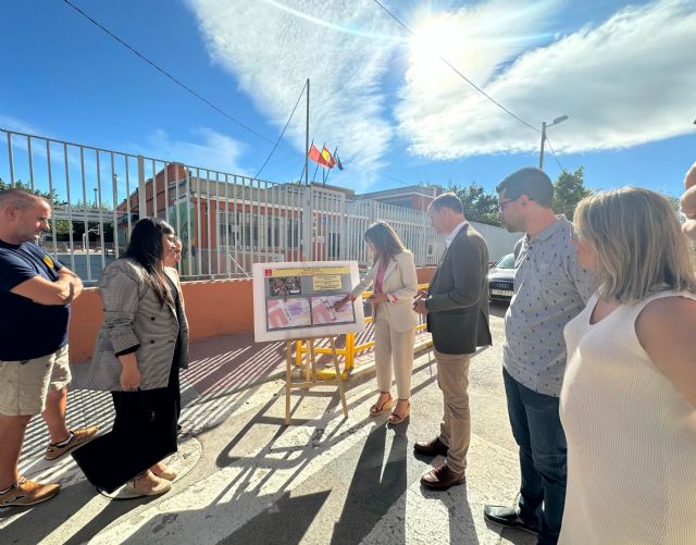 El Consistorio inicia un plan integral para mejorar la seguridad y accesibilidad de los colegios