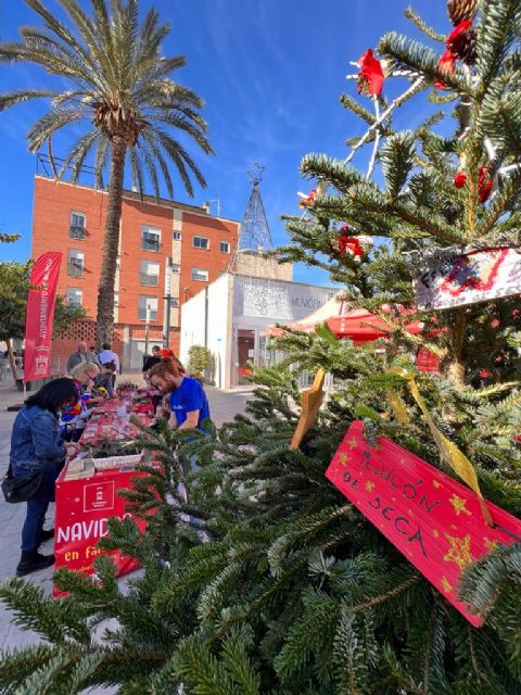 Navidad en Familia recorrerá barrios y pedanías para que más de 10.000 niños disfruten de una actividad lúdica y gratuita