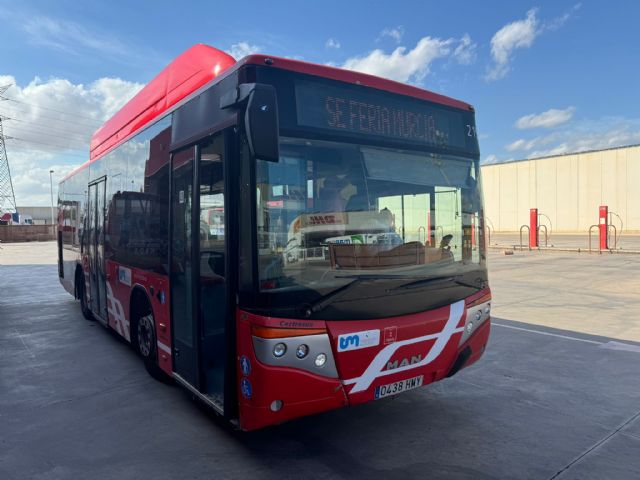 El Ayuntamiento de Murcia refuerza con una línea de autobús lanzadera la conexión entre Plaza de Castilla y La Fica durante la Feria