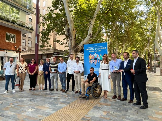 Más de 300 corredores participarán en la I Carrera Solidaria Alfonso X de la Feria de Murcia