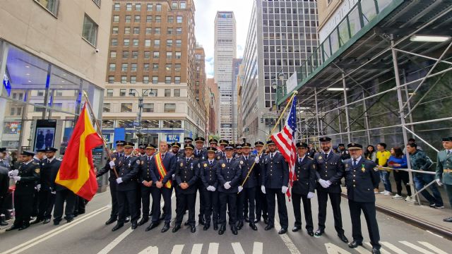 Murcia encabeza el desfile del Día de la Hispanidad en Nueva York