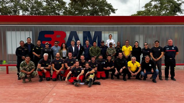 El SEIS forma en emergencias con sustancias químicas tóxicas a 20 bomberos de 15 países