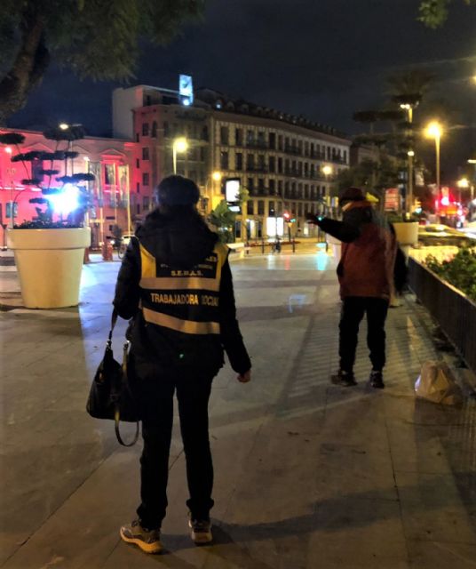 El SEMAS atiende a  más de un centenar de personas en situación de calle desde que dio comienzo la 'Operación Frio'