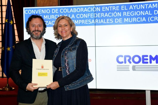 El Ayuntamiento y Croem ayudan a emprendedores, microempresas y autónomos a mejorar su visibilidad online