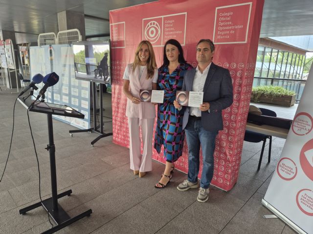 El Ayuntamiento de Murcia y el Colegio Oficial de Ópticos Optometristas de la Región de Murcia celebran hoy el Día Mundial de la Visión