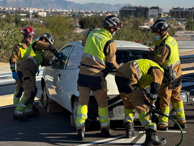 Bomberos Murcia participa en un simulacro de emergencia extrema con múltiples víctimas