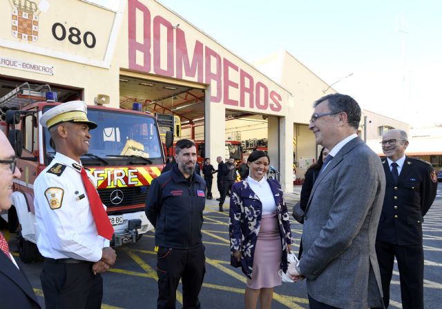 Murcia dona dos camiones de bomberos a la ciudad africana de Meriental (Namibia)