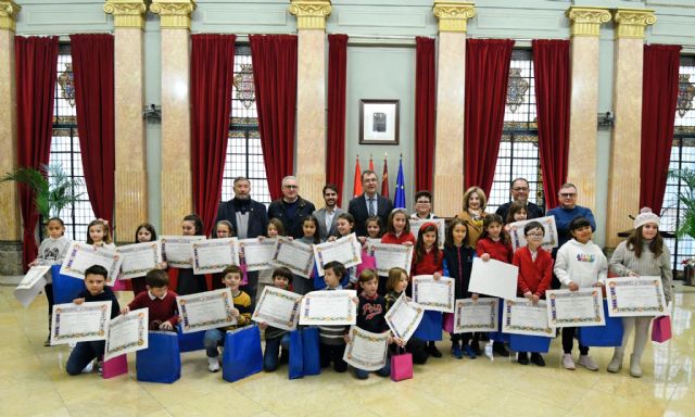 Cerca de 200 alumnos de primaria de colegios de Murcia participan en el concurso 'Dibuja tu Belén'