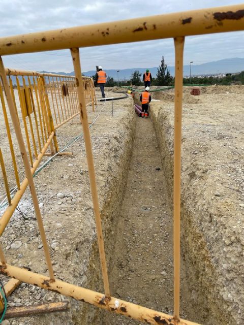 El acceso al Centro Comercial Myrtea desde la glorieta de la Costera Norte estará cortado al tráfico