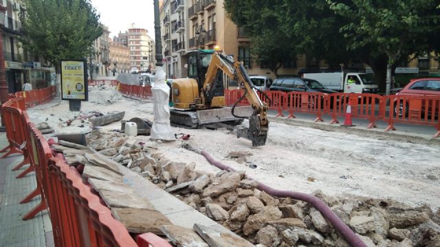 Fructuoso: 'Exigimos a Ballesta que aclare qué va a hacer con el Barrio de El Carmen'