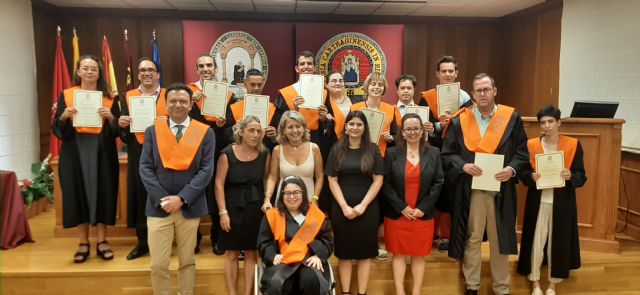 Emotiva graduación de Ucampacitas