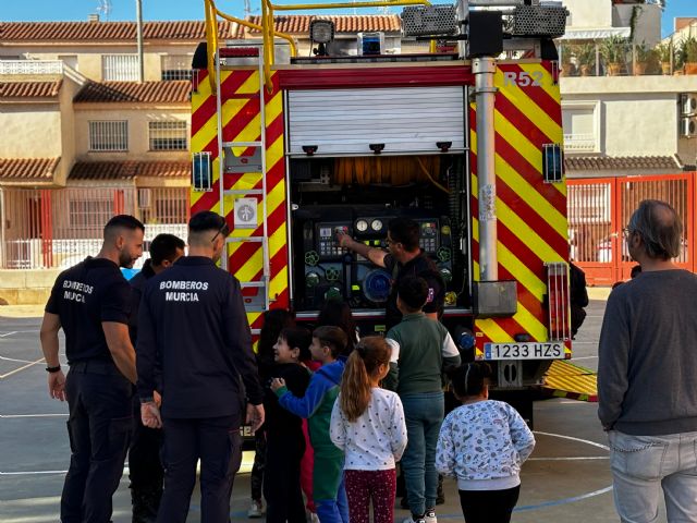 El Ayuntamiento fomenta la autoprotección entre escolares a través de unas jornadas educativas