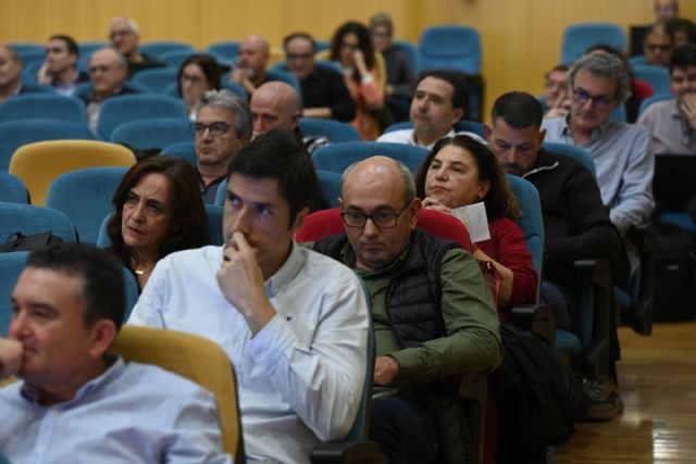 El Claustro de la UMU concede su Medalla de Oro al librero Diego Marín y a Juan Antonio Pedreño, líder de la Economía Social