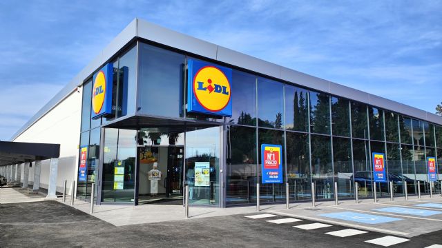 Lidl abre una nueva tienda en la pedanía murciana de El Esparragal