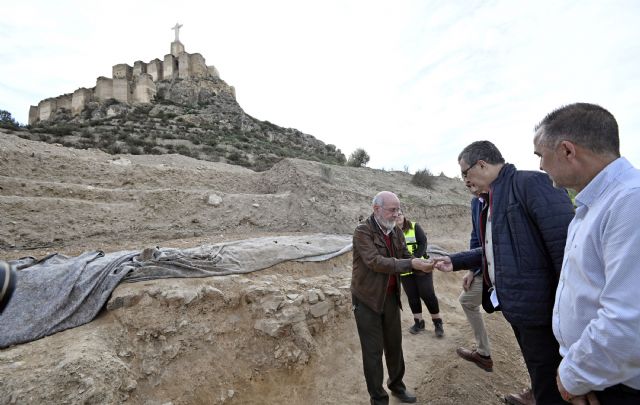 El Plan de Sondeos de las Fortalezas del Rey Lobo descubre un yacimiento arqueológico de época íbera