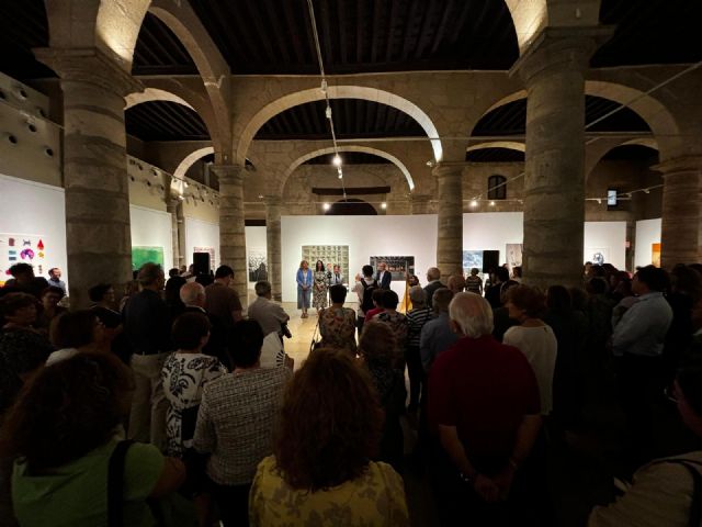 El Almudí acoge la colección permanente del Museo de Fuente Álamo con obras del Premio Internacional de Pintura Villa